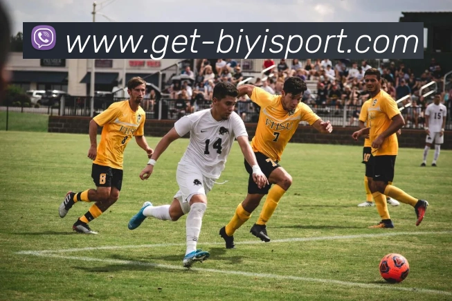 库里吐槽勇士球迷MVP呼声太高导致罚球失误的烦恼